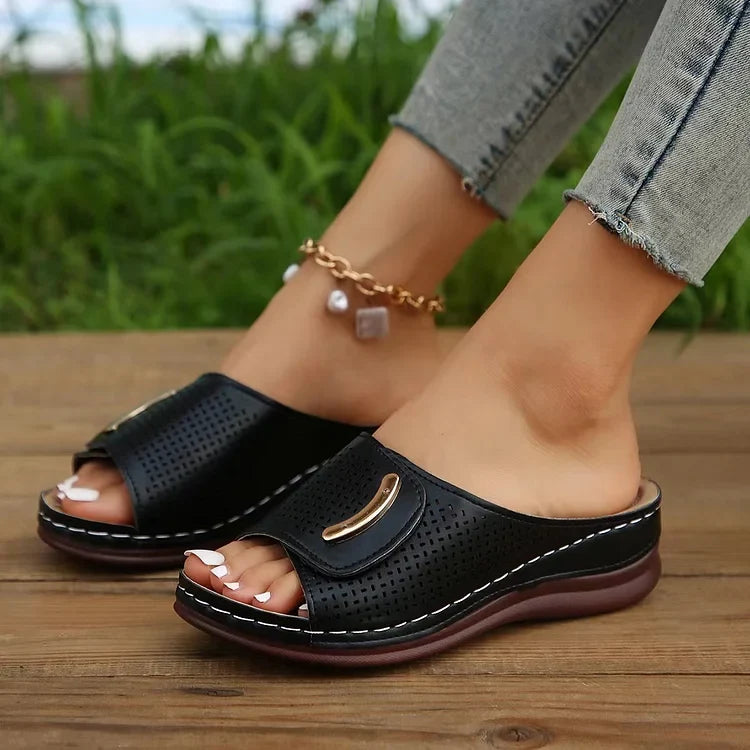 Judit – klassieke urban orthopedische sandaal