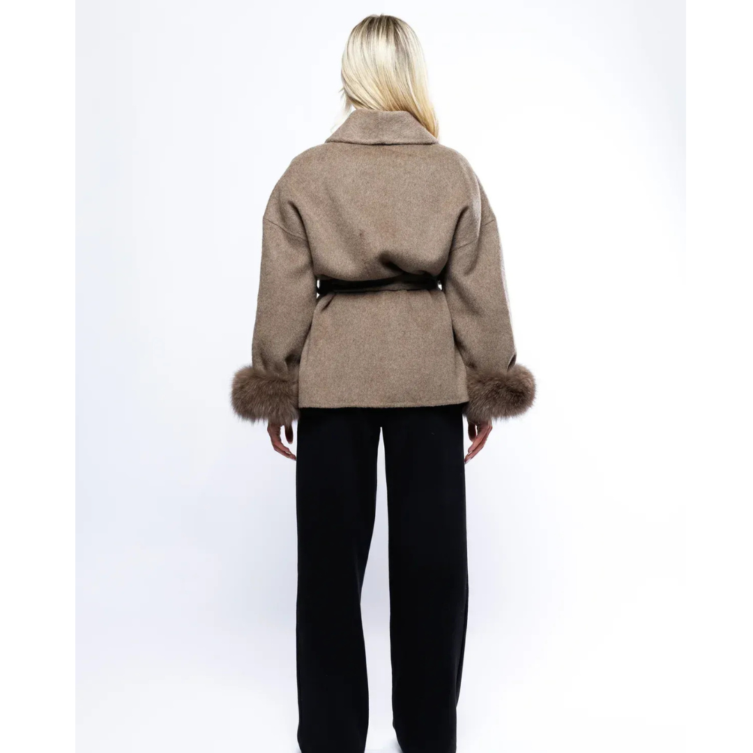 Fleur | Luxe Wikkeljas met Tailleriem | Flatterend &amp; Chic