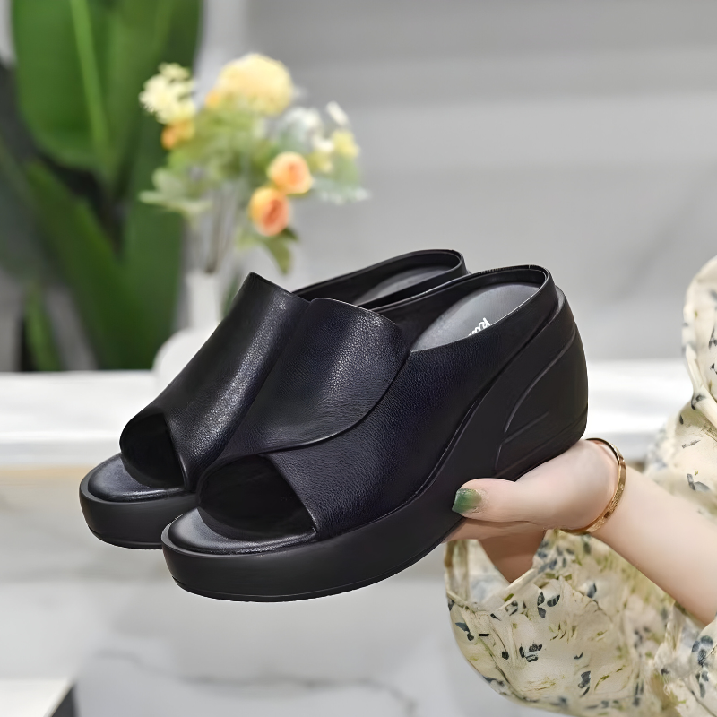 Xénia – minimalistisch elegante orthopedische sandaal