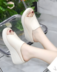 Xénia – minimalistisch elegante orthopedische sandaal