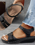 Annelie | Sandalen met Sleehak en Open Neus