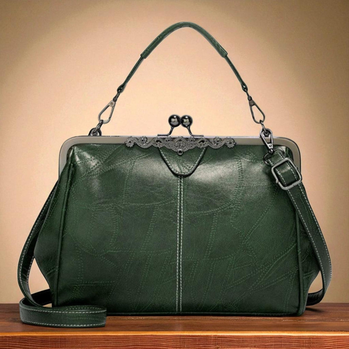 EMILIA | VINTAGE TAS