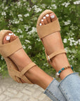 Enikő – minimalistische elegante haksandalen