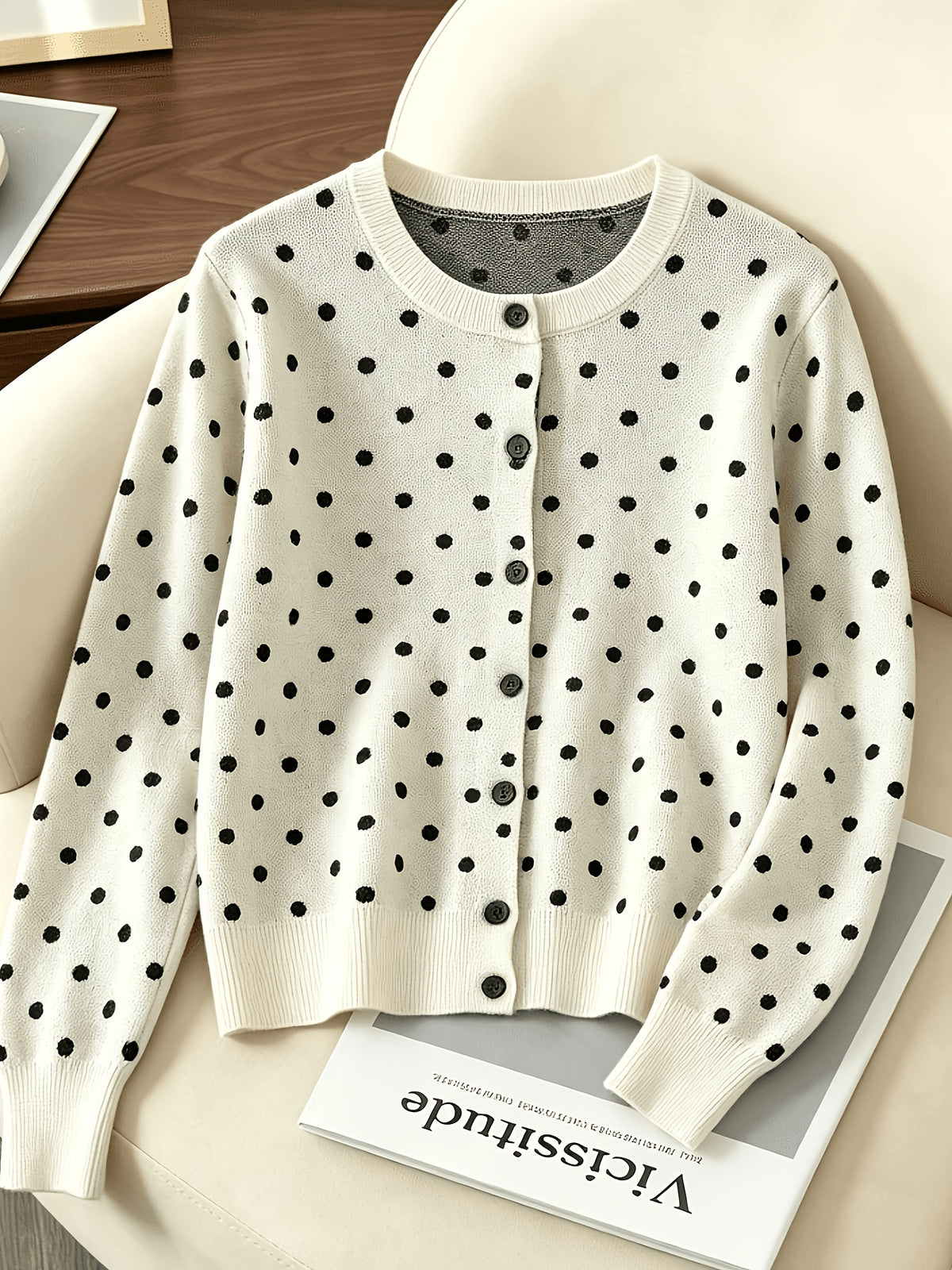 Gesine | Gebreid vest met polkadots en ronde halslijn