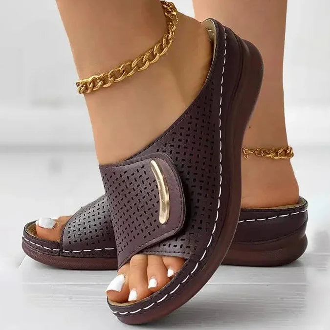 Judit – klassieke urban orthopedische sandaal