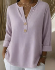 Lucía | T-shirt Henley met Gecoate Textuur en Knopen