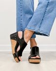 Boglárka – glanzende haksandalen