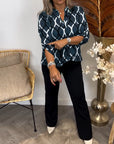 Nora | Flatterende damesblouse met elegant patroon