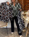 Nora | Flatterende damesblouse met elegant patroon