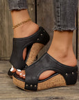 Szilvia – studsandalen met hak