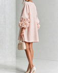 Roze V-hals Bloemen Knopjes Mini Jurk Met Opvallende Bloem Cuffs