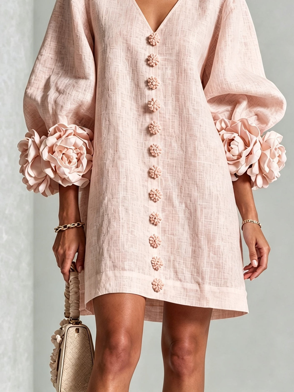 Roze V-hals Bloemen Knopjes Mini Jurk Met Opvallende Bloem Cuffs