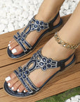 Melánia – kristalversierde glanzende orthopedische sandalen